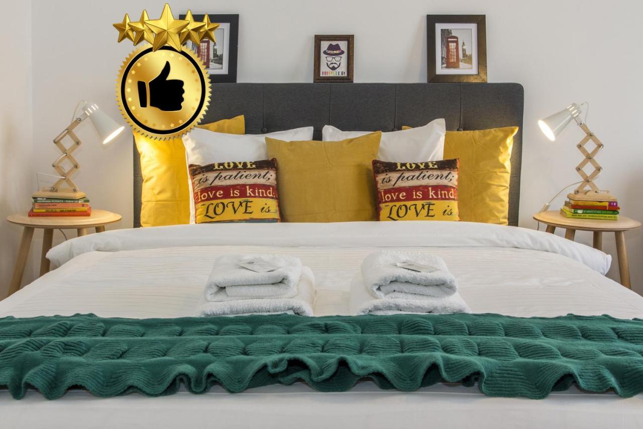 Premium By Mrg Apartment Bucharest