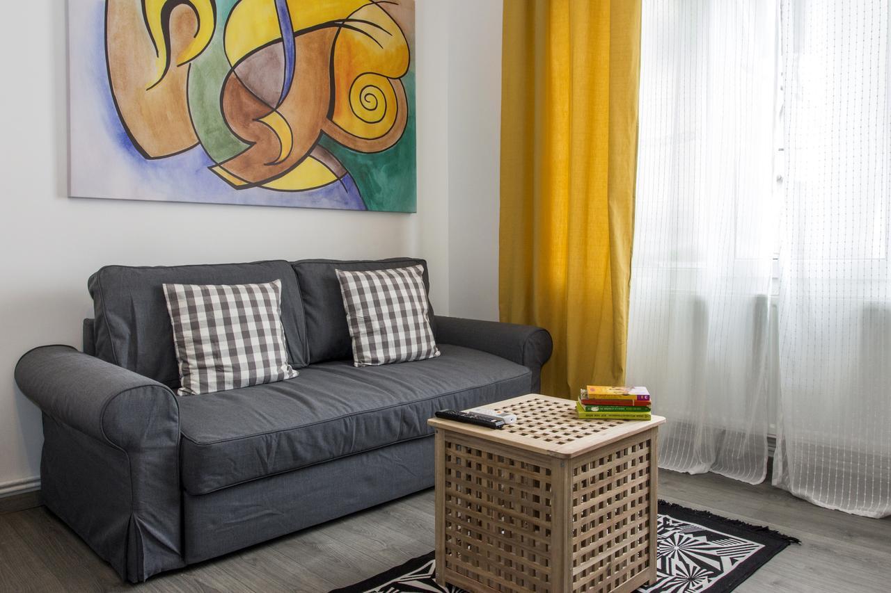 Premium By Mrg * Bucharest