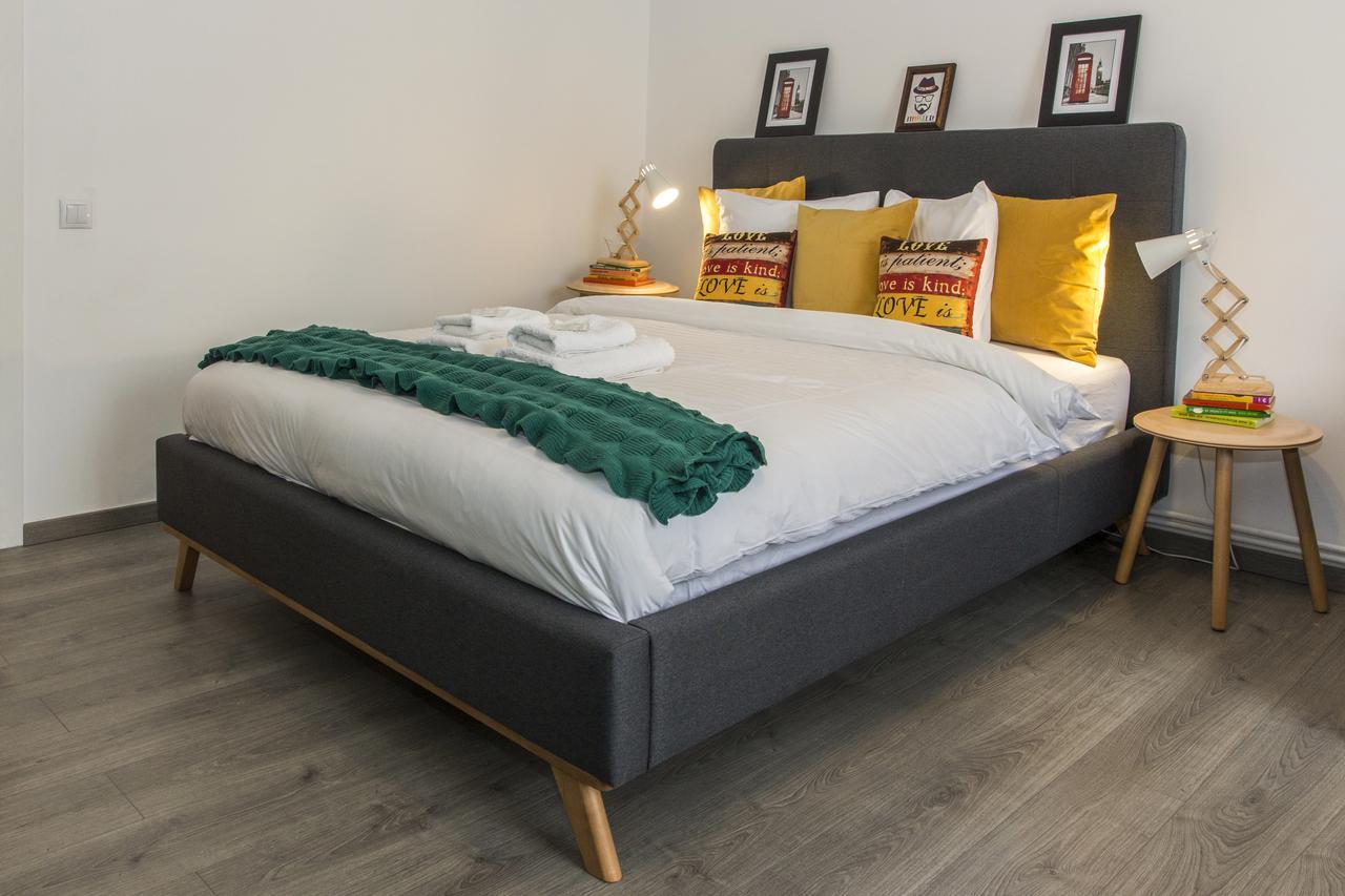 Apartment Premium By Mrg