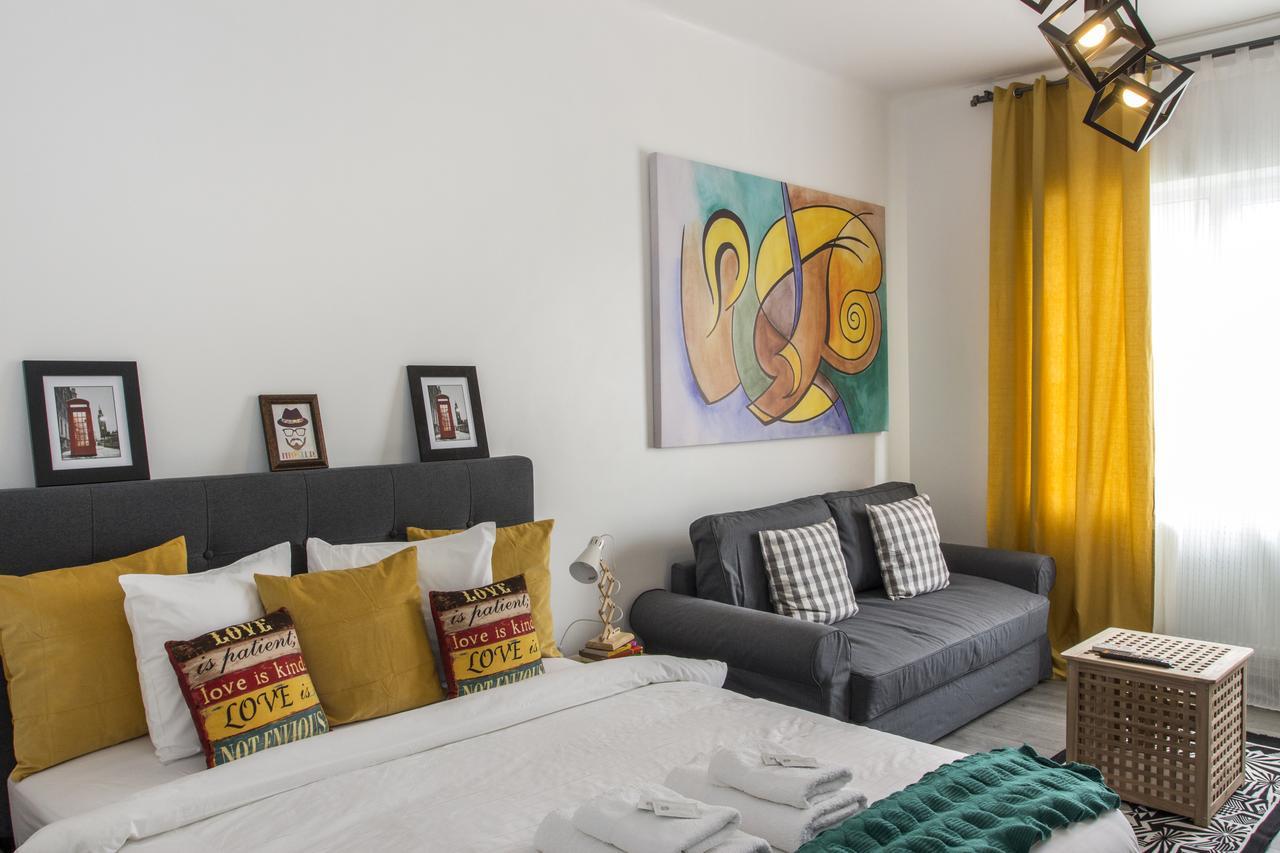 Apartment Premium By Mrg *