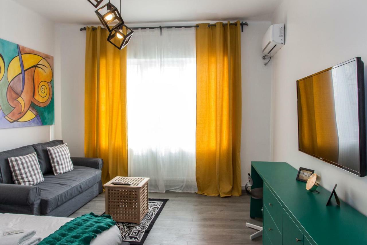 Apartment Premium By Mrg